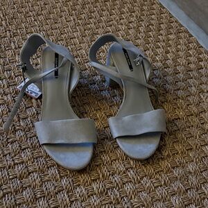 Zara Light Gray Suede Low Block Heel Sandals